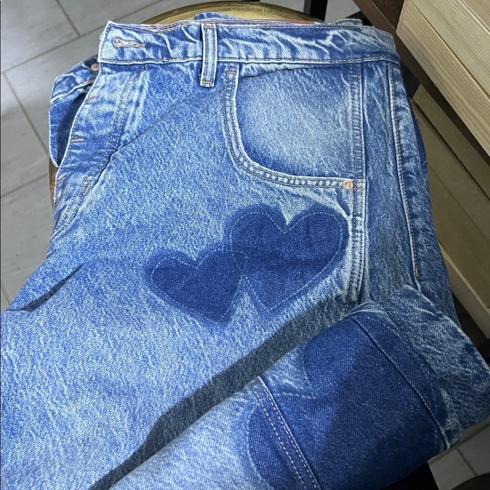 ❤️We The Free People Shadow Patch Heart Barrel Good Luck Jeans - Picture 9 of 12